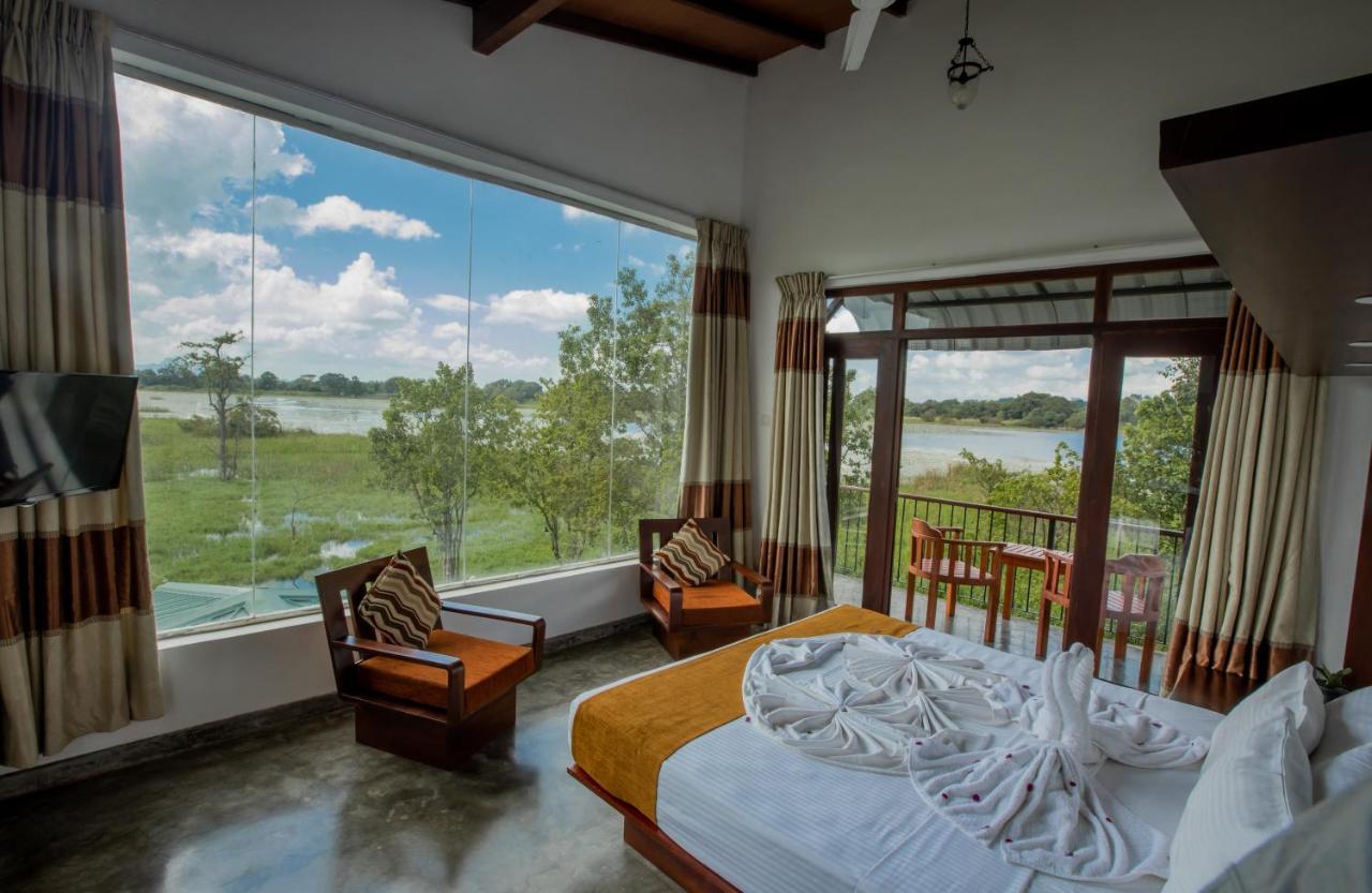 Sigiriya Wewa Addara Hotel - Hotel By The Lake Buitenkant foto