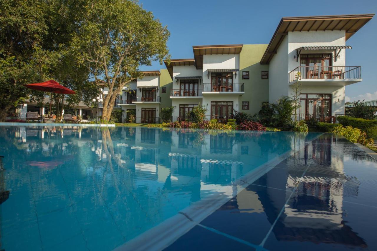 Sigiriya Wewa Addara Hotel - Hotel By The Lake Buitenkant foto