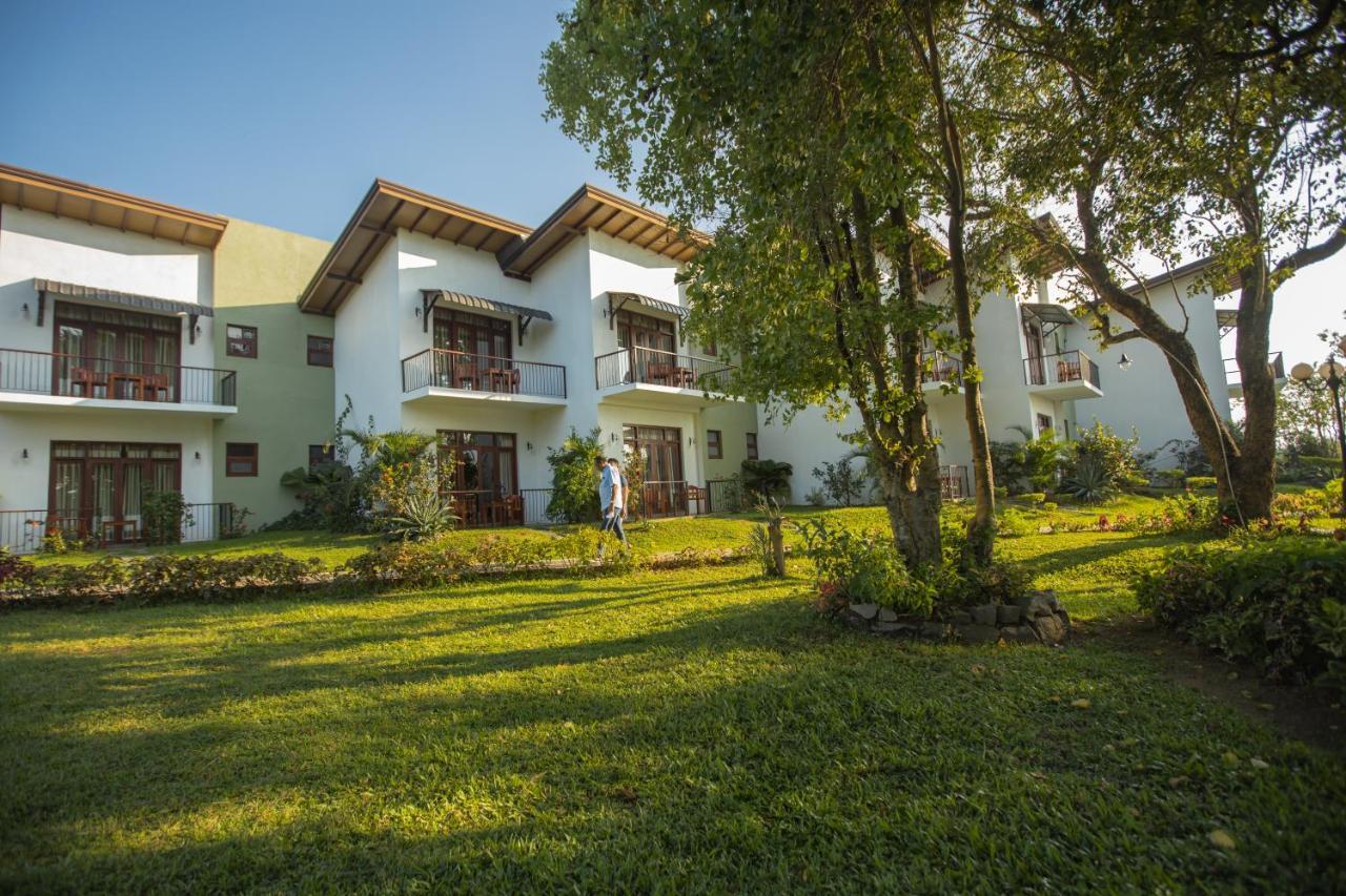 Sigiriya Wewa Addara Hotel - Hotel By The Lake Buitenkant foto