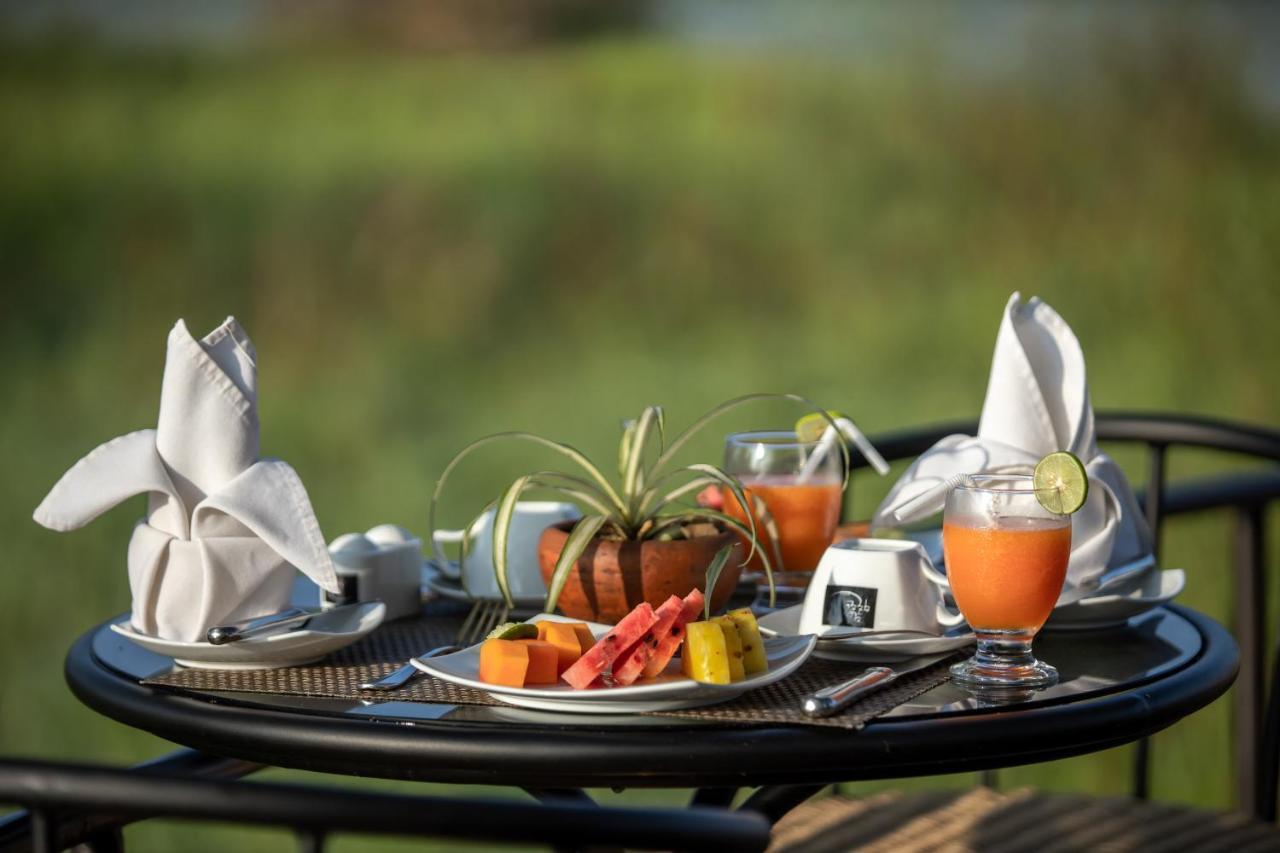 Sigiriya Wewa Addara Hotel - Hotel By The Lake Buitenkant foto