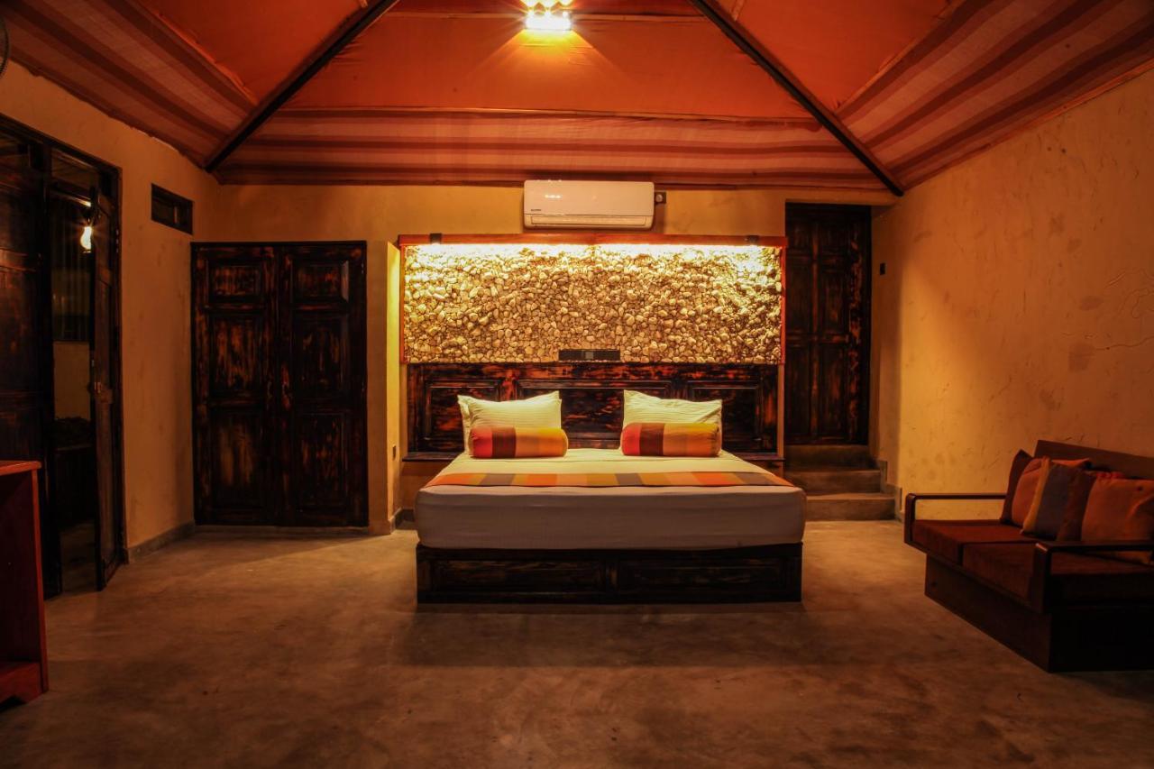 Sigiriya Wewa Addara Hotel - Hotel By The Lake Kamer foto