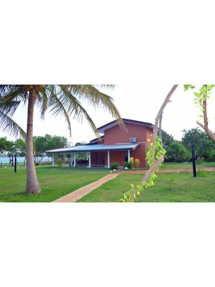 Sigiriya Wewa Addara Hotel - Hotel By The Lake Buitenkant foto